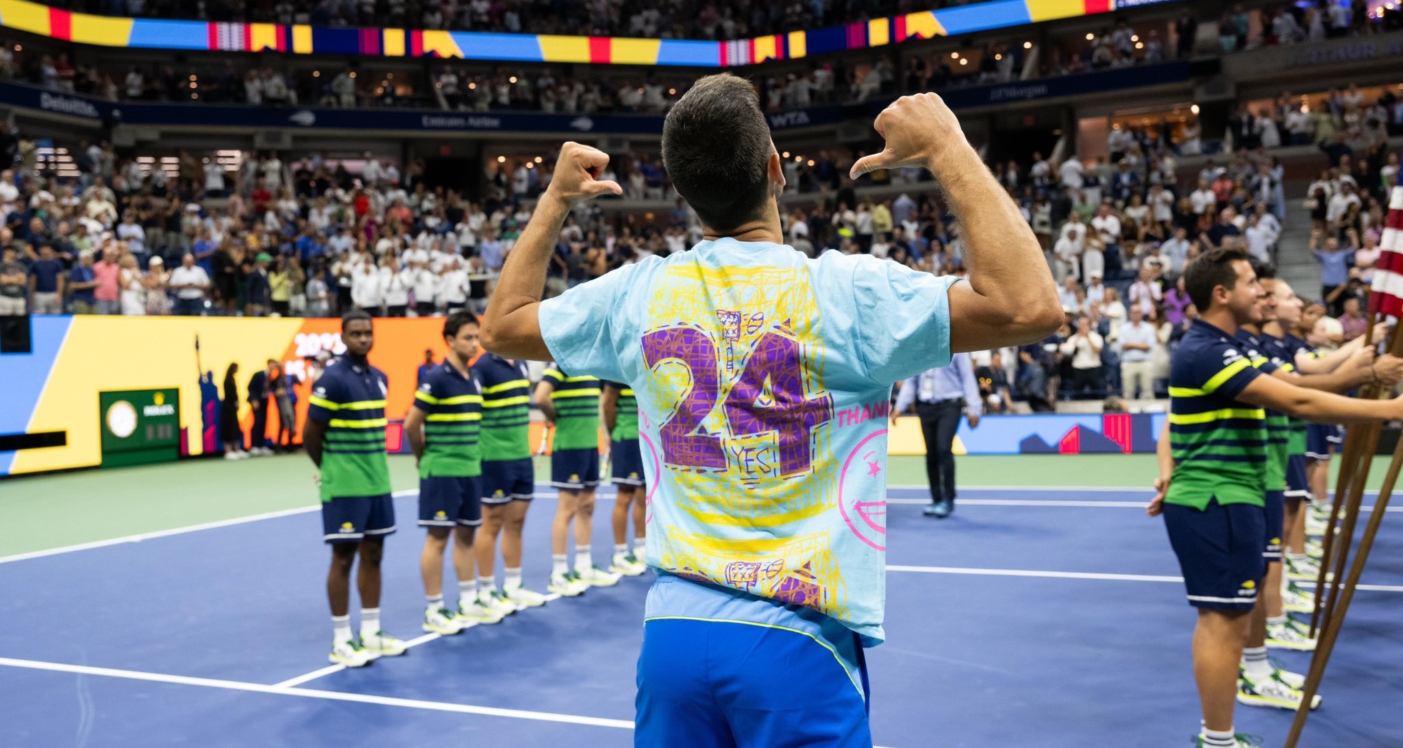 Djokovic ganó el título 24 de su carrera y le realizó un homenaje al