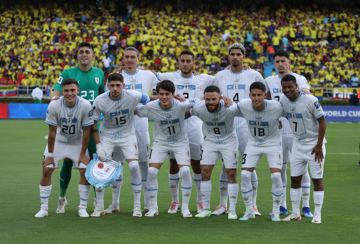 Con Entradas Agotadas En El Estadio Centenario Uruguay Recibe A La