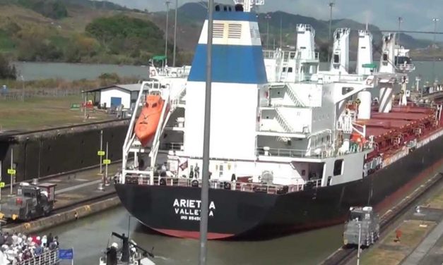 Buque chino “Cosco Shipping Panamá” inauguró nuevo canal de Panamá