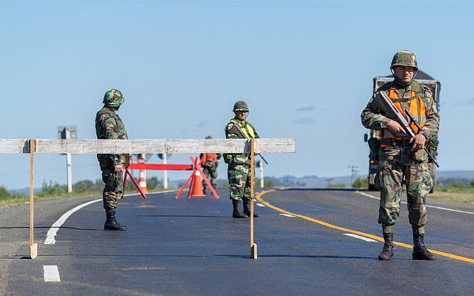 Ejército se incorpora a la barrera sanitaria en la frontera con Argentina para evitar el ingreso de una plaga que afecta los cítricos