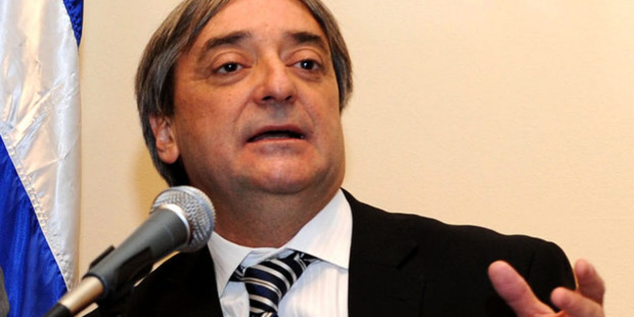Fernando Cáceres, Secretario de Deportes, censuró duramente la falta de compromiso de los dirigentes del fútbol