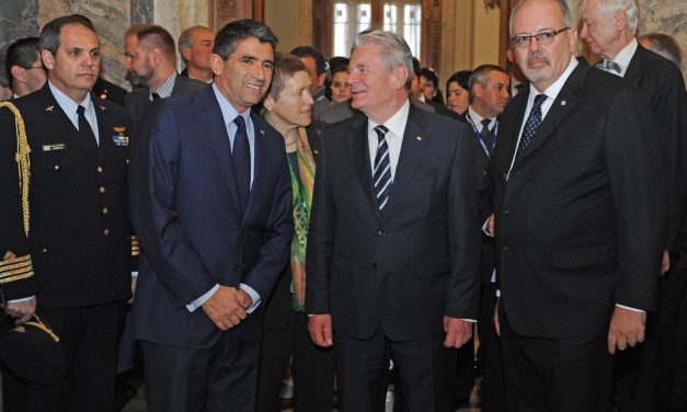 Presidente alemán Joachim Gauck comenzó su visita a Uruguay