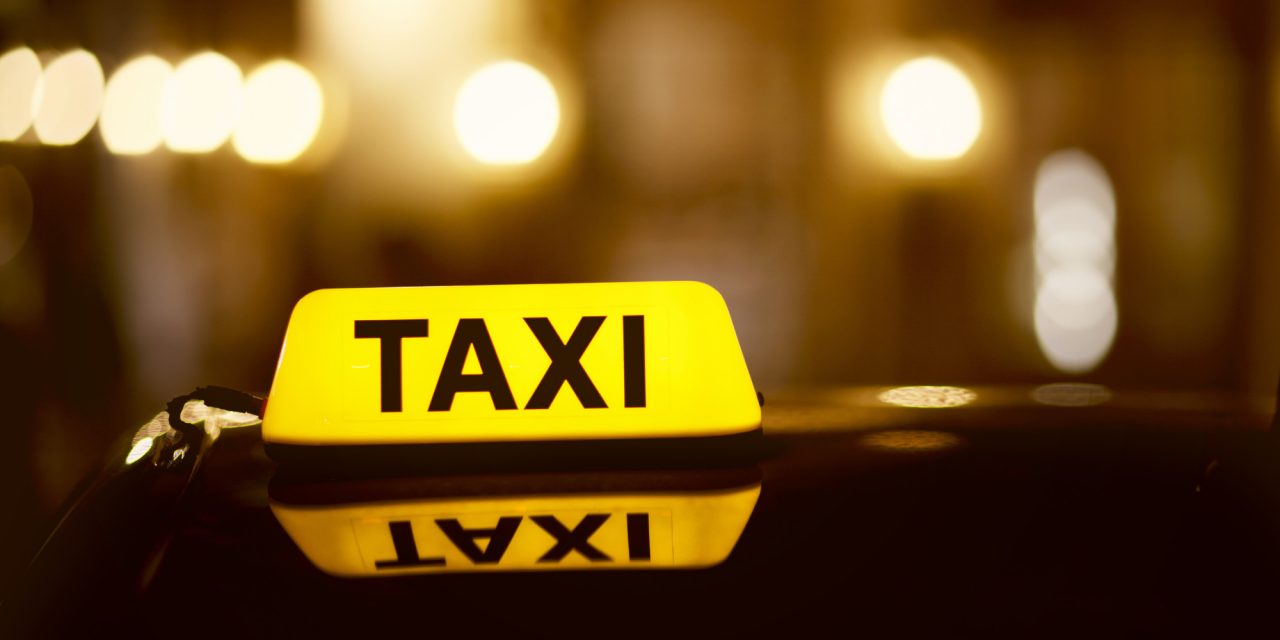 Taxista denunciado por alemanes negó haberles robado