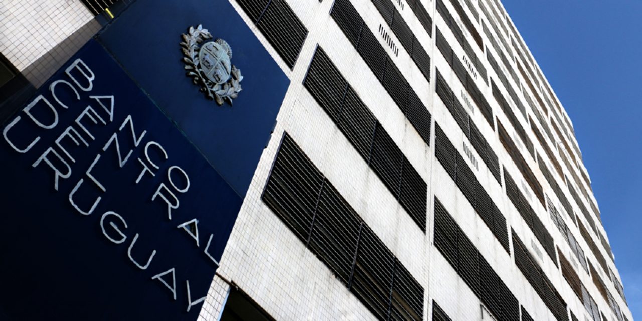 Banco Central y Policía de Maldonado investigan entorno al Cambio Nelson