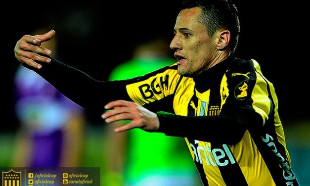 Peñarol venció a Fenix 2 a 0 con el debut de Gastón Rodriguez