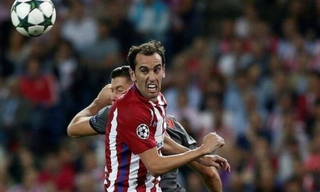 Se lesionó Godín y está en duda para las Eliminatorias