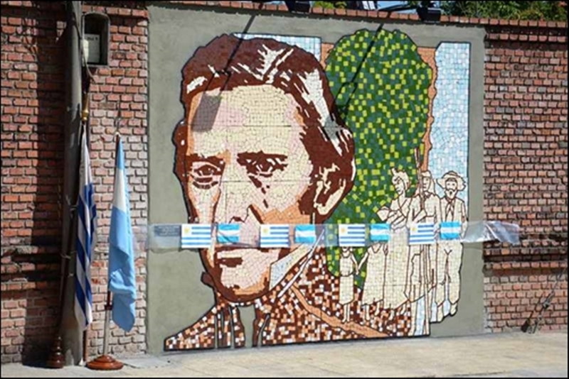 Inauguraron mural de Artigas en Paysandú