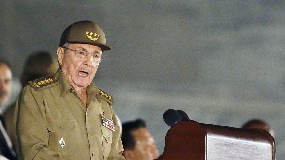 Raúl Castro: “Nos comprometemos a seguir su ejemplo inmortal”