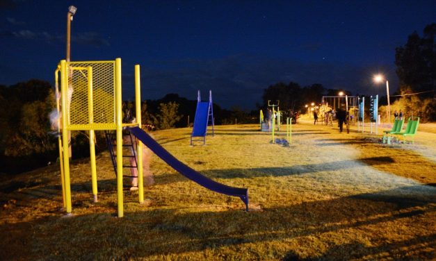 Intendente de Colonia  inauguró luces en Rosario