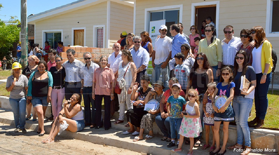 “Llegar a las mil soluciones habitacionales es un objetivo del Gobierno Departamental”