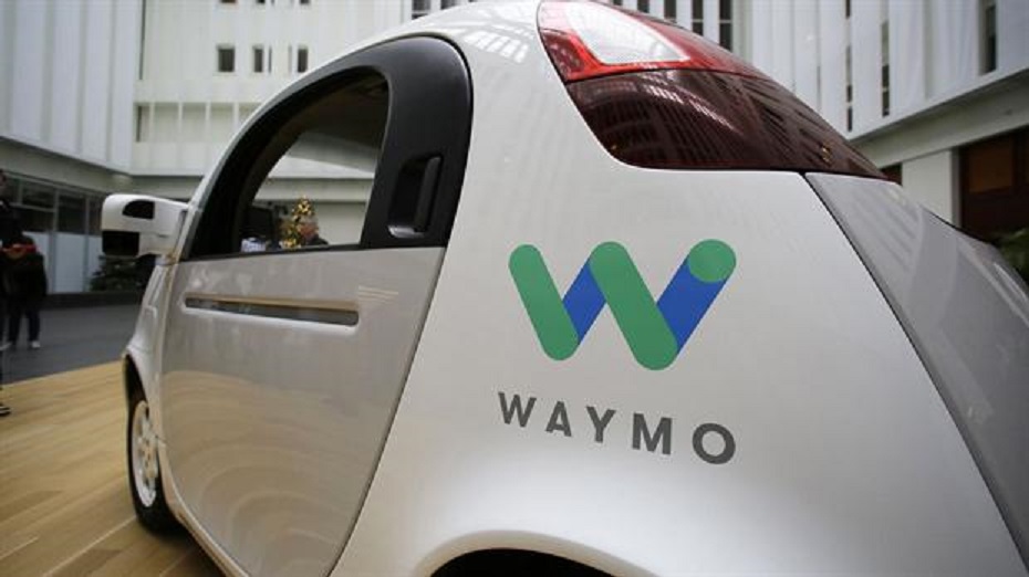 Google crea una empresa independiente para sus autos autónomos: se llama Waymo