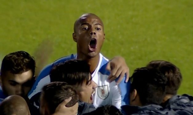 Uruguay debutó en gran forma venciendo a Argentina por 3 a 0