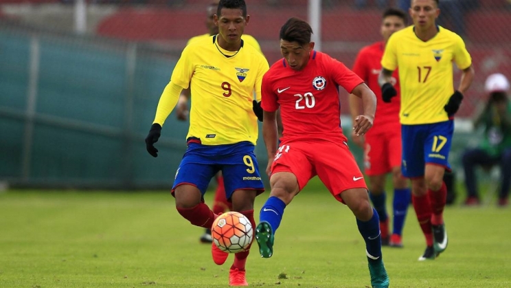 Ecuador y Chile empataron y pelean por un lugar en la segunda fase