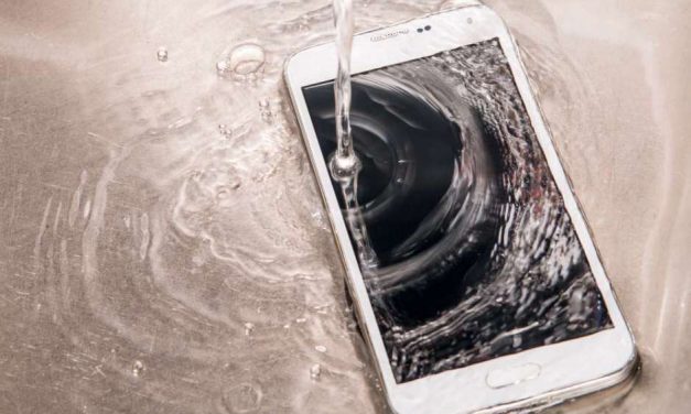 Este smartphone se puede lavar con agua y jabón