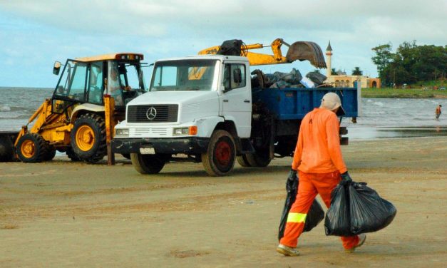 Playas en verano: IM levanta por día 12 toneladas de residuos
