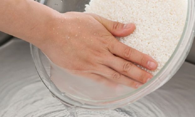 Hay que lavar y cocinar bien el arroz para evitar consumir arsénico