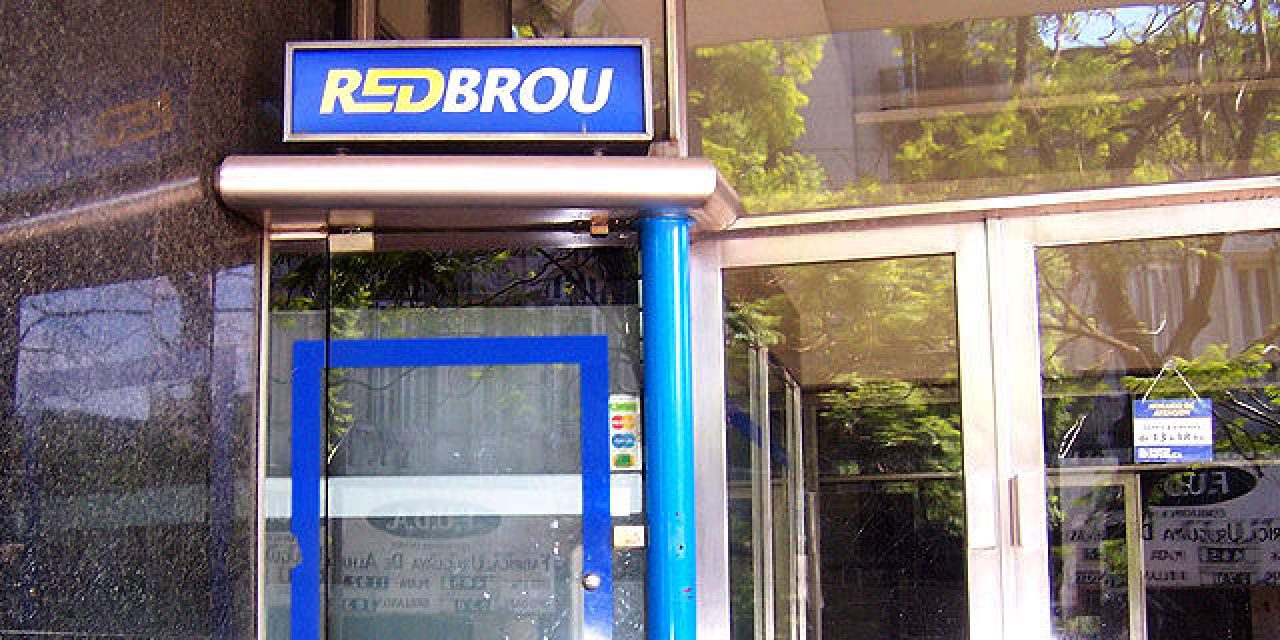 BROU advierte por mensaje falso sobre robos en cajeros automáticos