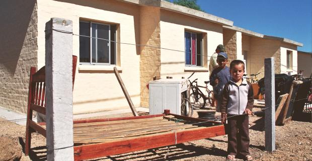 50 familias de Cerro Norte escrituran sus propiedades