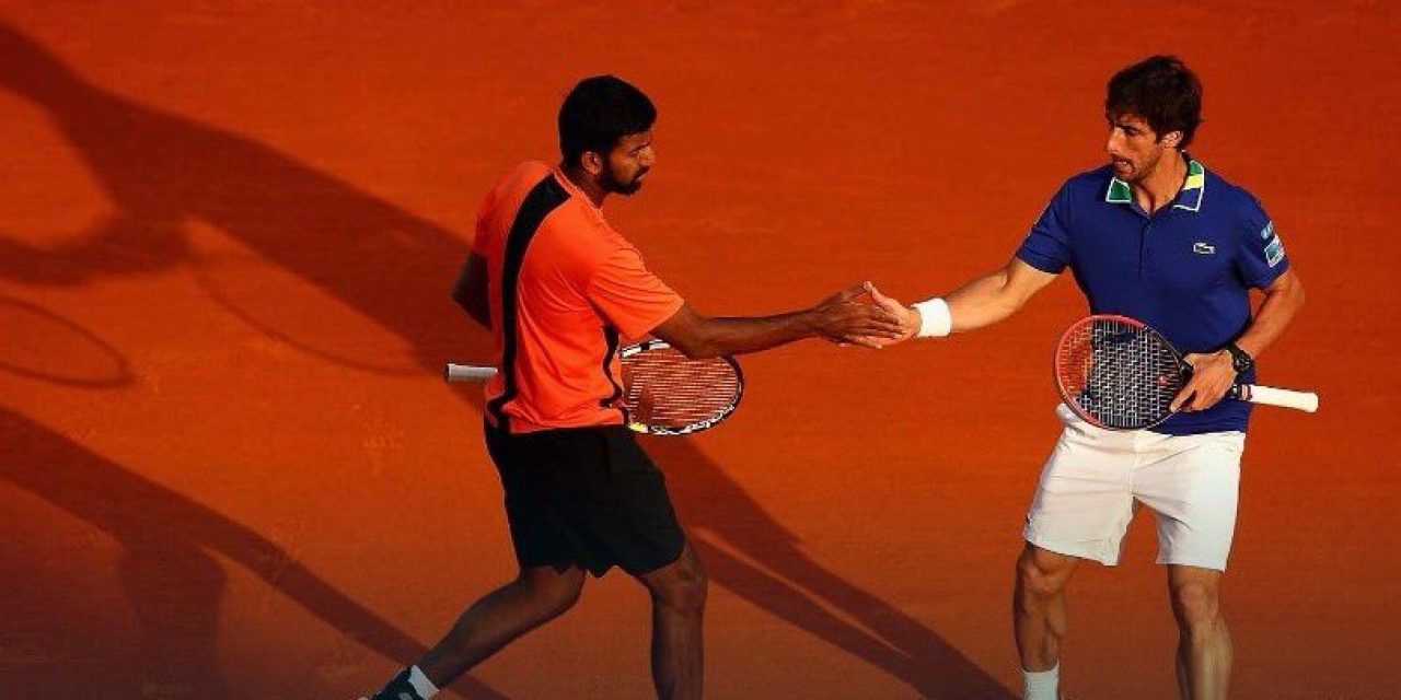 Pablo Cuevas venció en dobles en Roland Garros