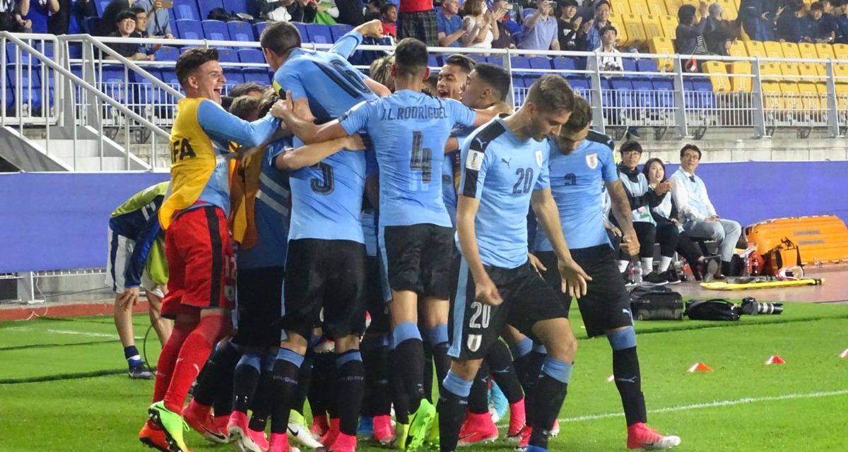 Misil de Amaral dio la victoria a Uruguay
