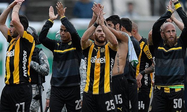 Peñarol sancionado con un partido a puertas cerradas y U$S 150.000