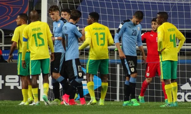 Uruguay invicto y sin goles en contra espera rival