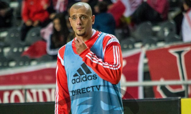 Racing y Guangzhou Everegrande quieren al vasquito Aguirregaray