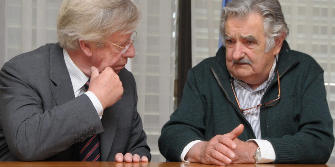 Mujica sobre regasificadora: «Acepto que va a haber pérdidas, pero hay muchas otras pérdidas»
