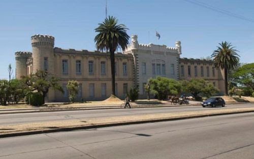 Consejo de Ministros en el Cuartel de Blandengues