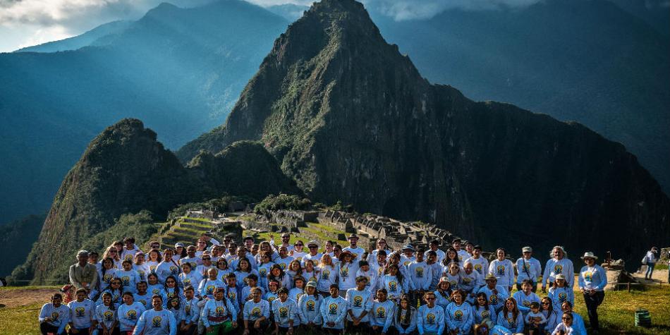 Machu Picchu es escenario de las celebraciones del ‘Día Internacional del Yoga’