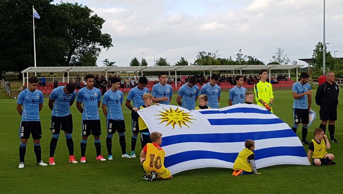 Uruguay empató con Catar