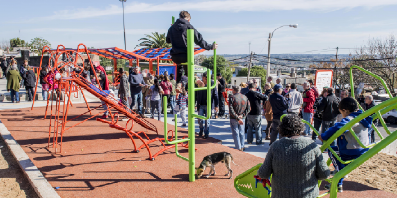 La cumbre del cerro de Montevideo comenzó a cambiar su imagen