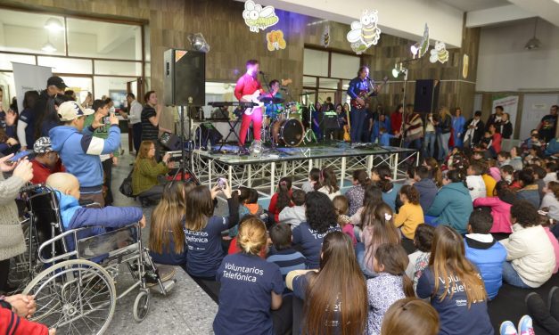 Fundación Telefónica Movistar celebró el Día del Niño en el Pereira Rossell