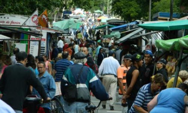 Vecinos de las Ferias evalúan demanda judicial contra la Intendencia y el MEF