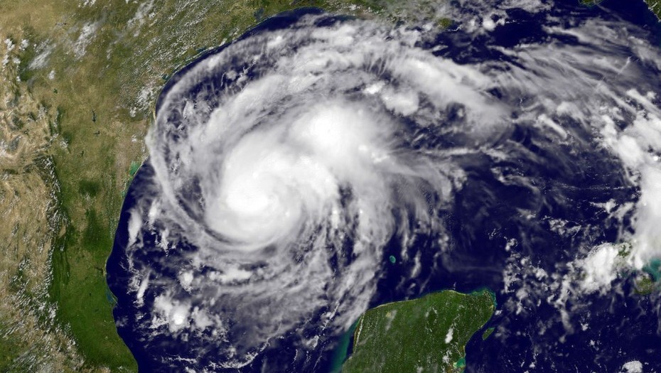El huracán ‘Harvey’ alcanza categoría 4 y Texas se prepara para una catástrofe