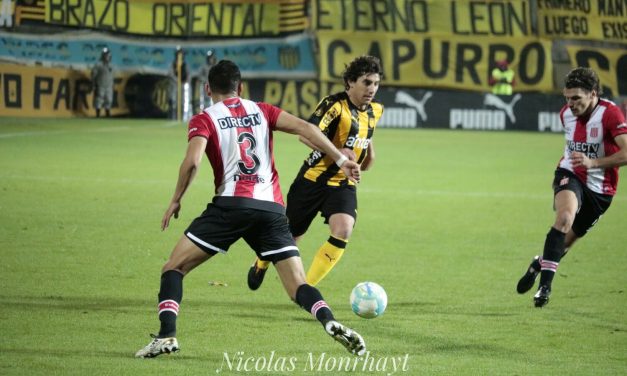 Peñarol y Estudiantes no se superaron