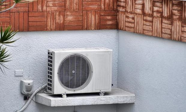 UTE premia recambio de termotanques y agrega aire acondicionados en Octubre
