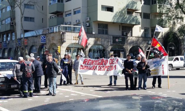 Trabajadores del Gas en la Embajada de Brasil por demandas de Petrobrás