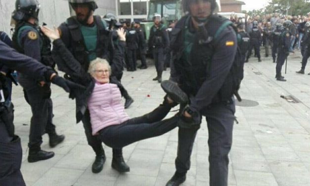Lamentable violencia en Cataluña. Durísimas imágenes.
