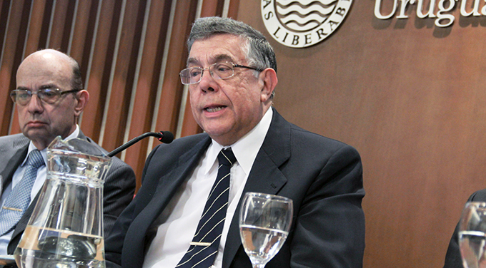 Correa Freitas: «es ilegítimo que Sendic cobre ahora»