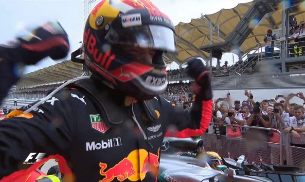 Max Verstappen ganó en Malasia y Hamilton afianzó su liderazgo