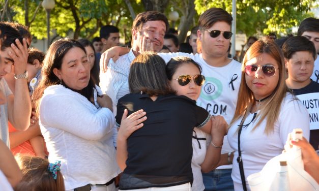 Familiares del bebé fallecido en Salto esperan la Historia Clínica
