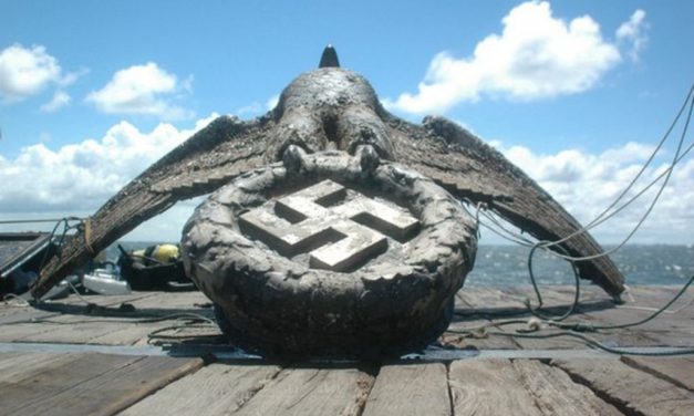 Historia: ¿Qué hacer con el águila del Graf Spee?