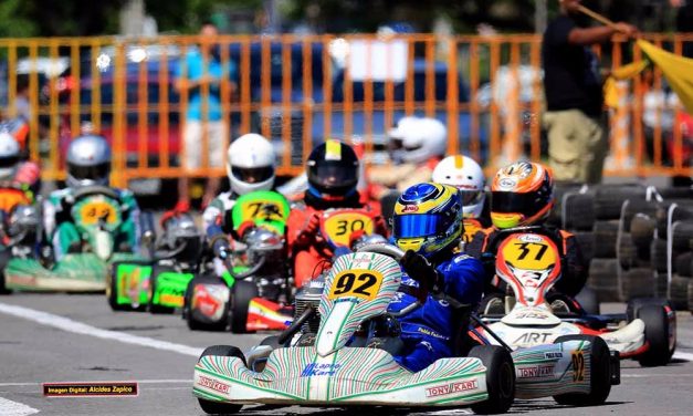 Gran fiesta del Karting en el Parque Batlle con la presencia de Urrutia