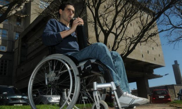 El joven con discapacidad que ayudó a crear innovación para otras personas en su situación
