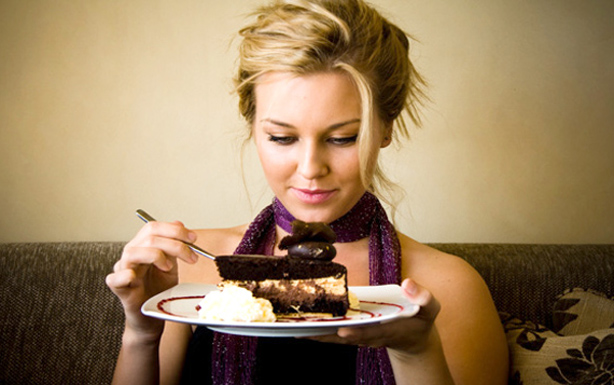 «La persona con carencias afectivas tiende a comer exceso de dulces»