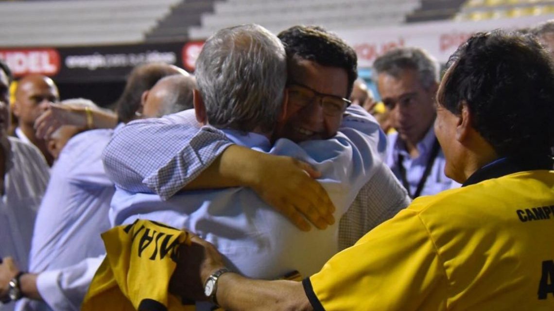 Barrera es el nuevo presidente de Peñarol