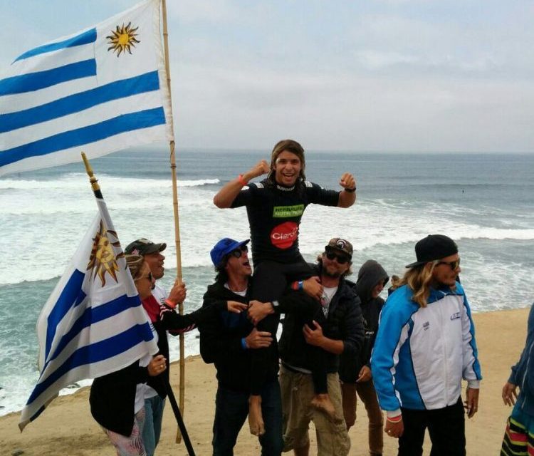 Schweizer otra vez con medalla en el Panamericano de Surf