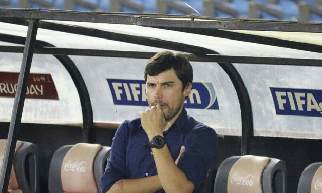 “A nadie le gusta terminar con ocho jugadores, menos un clásico”
