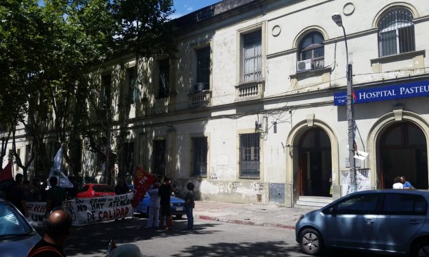 Paro de 24 horas en el hospital Pasteur